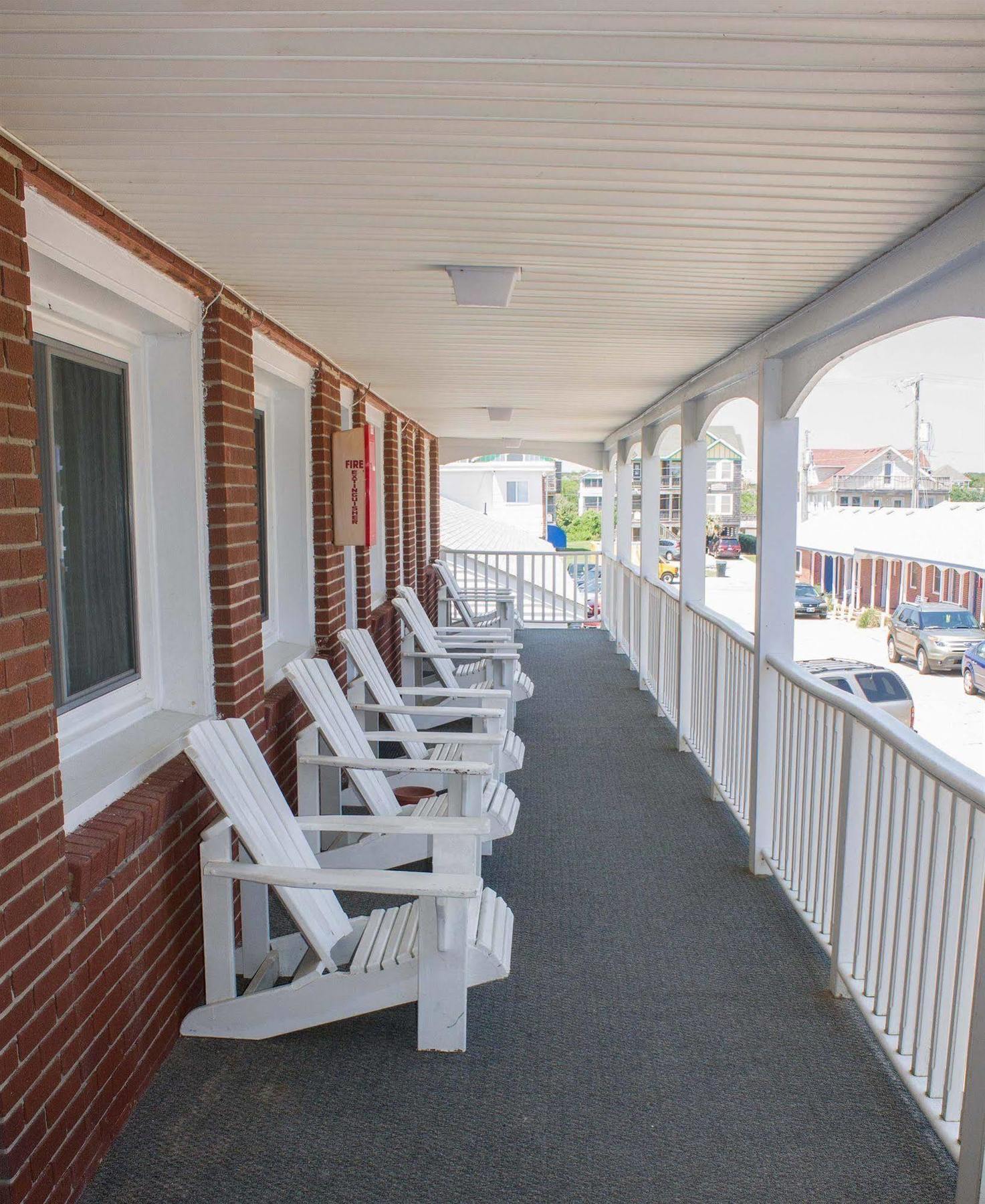 ناجز هيد Colonial Inn المظهر الخارجي الصورة