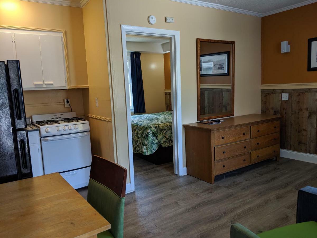 ناجز هيد Colonial Inn المظهر الخارجي الصورة